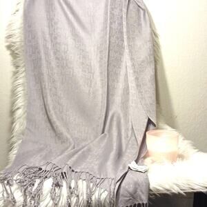 CALVIN KLEIN‎ Letters SILVER GRAY Luxury Shoulder Wrap Shawl EXTRA LARGE